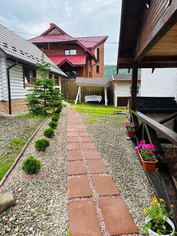 Guest House Lileya บูโคเวล ภายนอก รูปภาพ