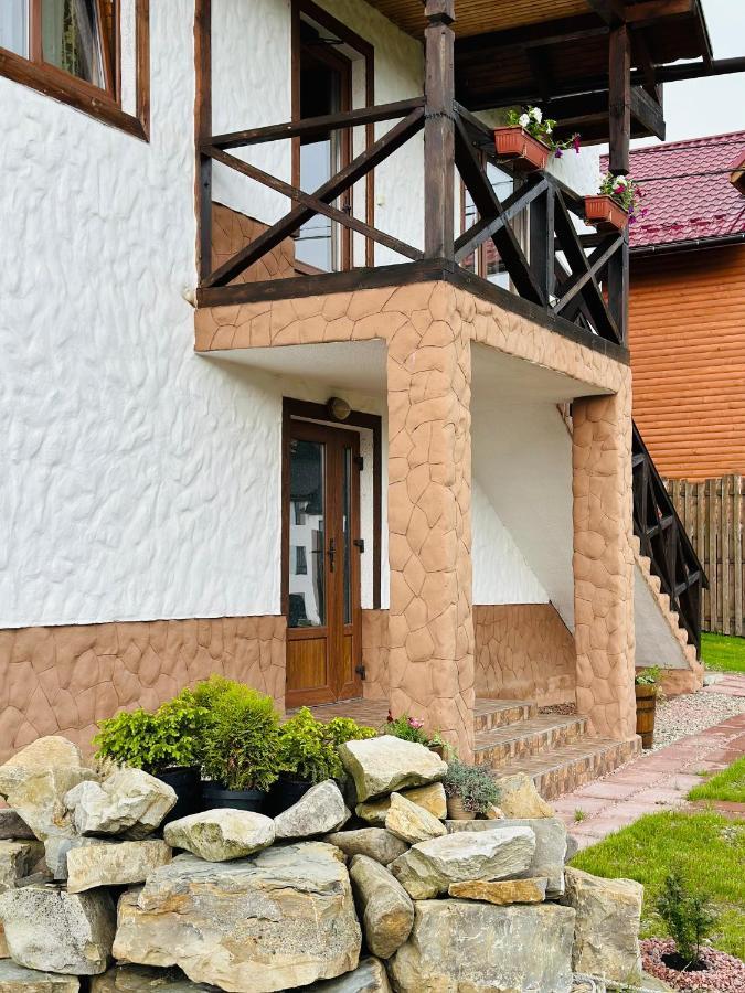 Guest House Lileya บูโคเวล ภายนอก รูปภาพ
