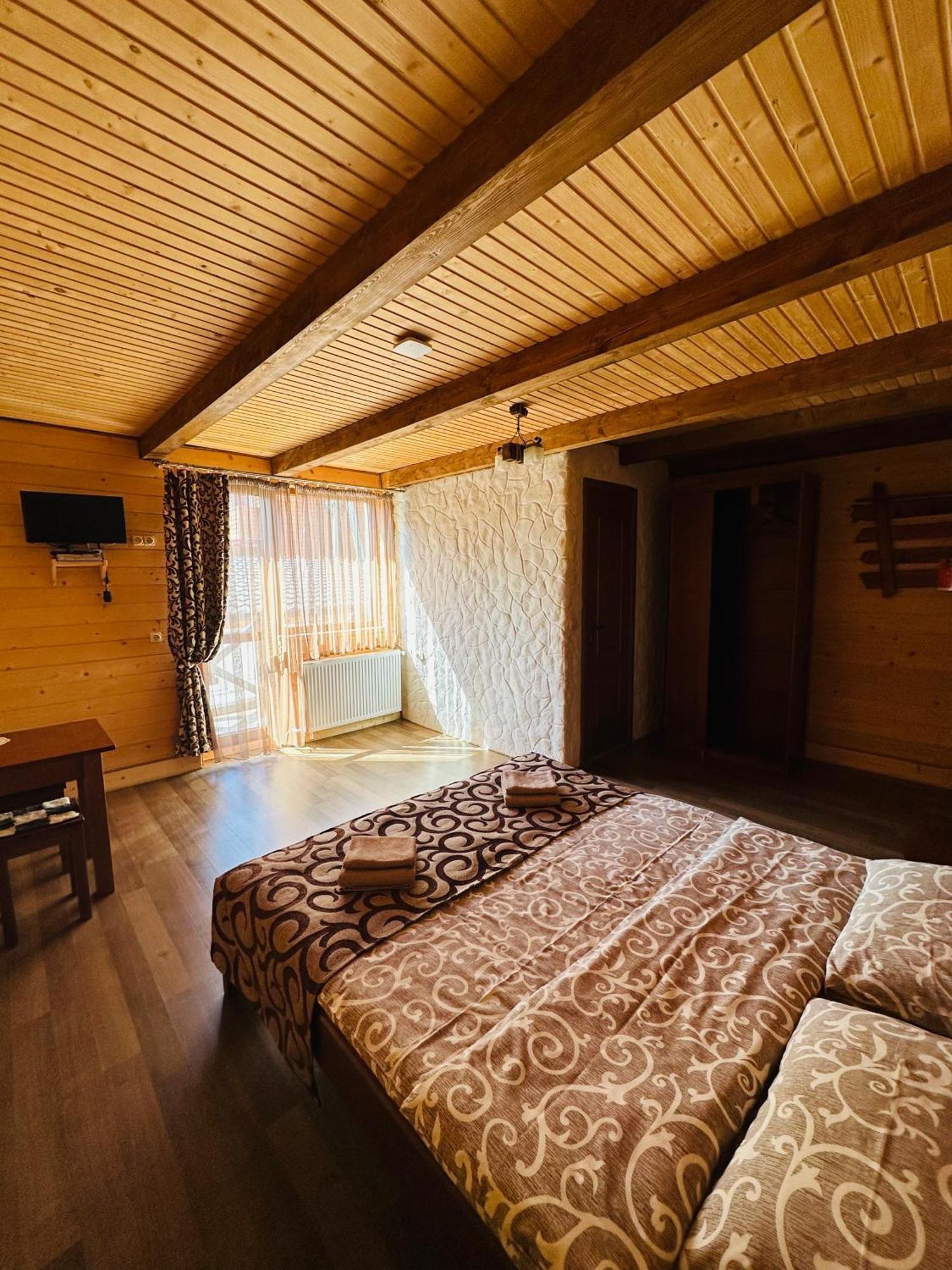 Guest House Lileya บูโคเวล ภายนอก รูปภาพ