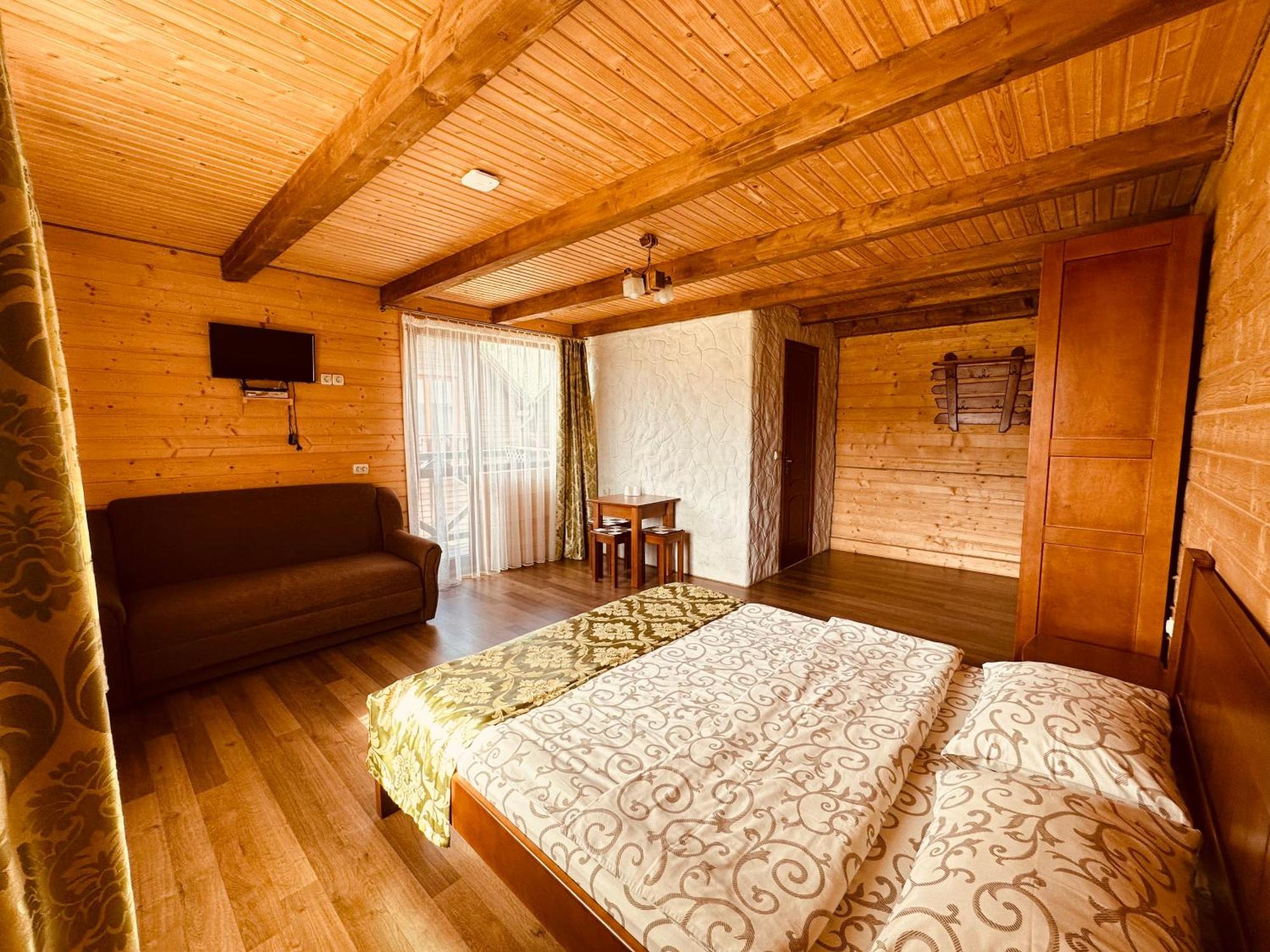 Guest House Lileya บูโคเวล ภายนอก รูปภาพ